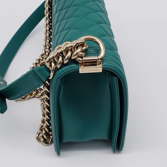 100% Authentic CHANEL Boy Small Green Leather Shoulder Bag 2650-080524 - Picture 5 of 16